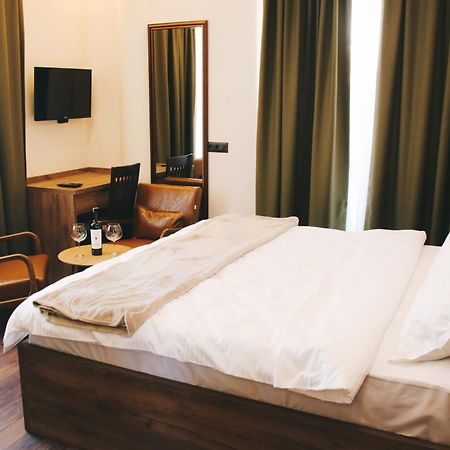 Hotel Rozafa Suhareke Eksteriør billede