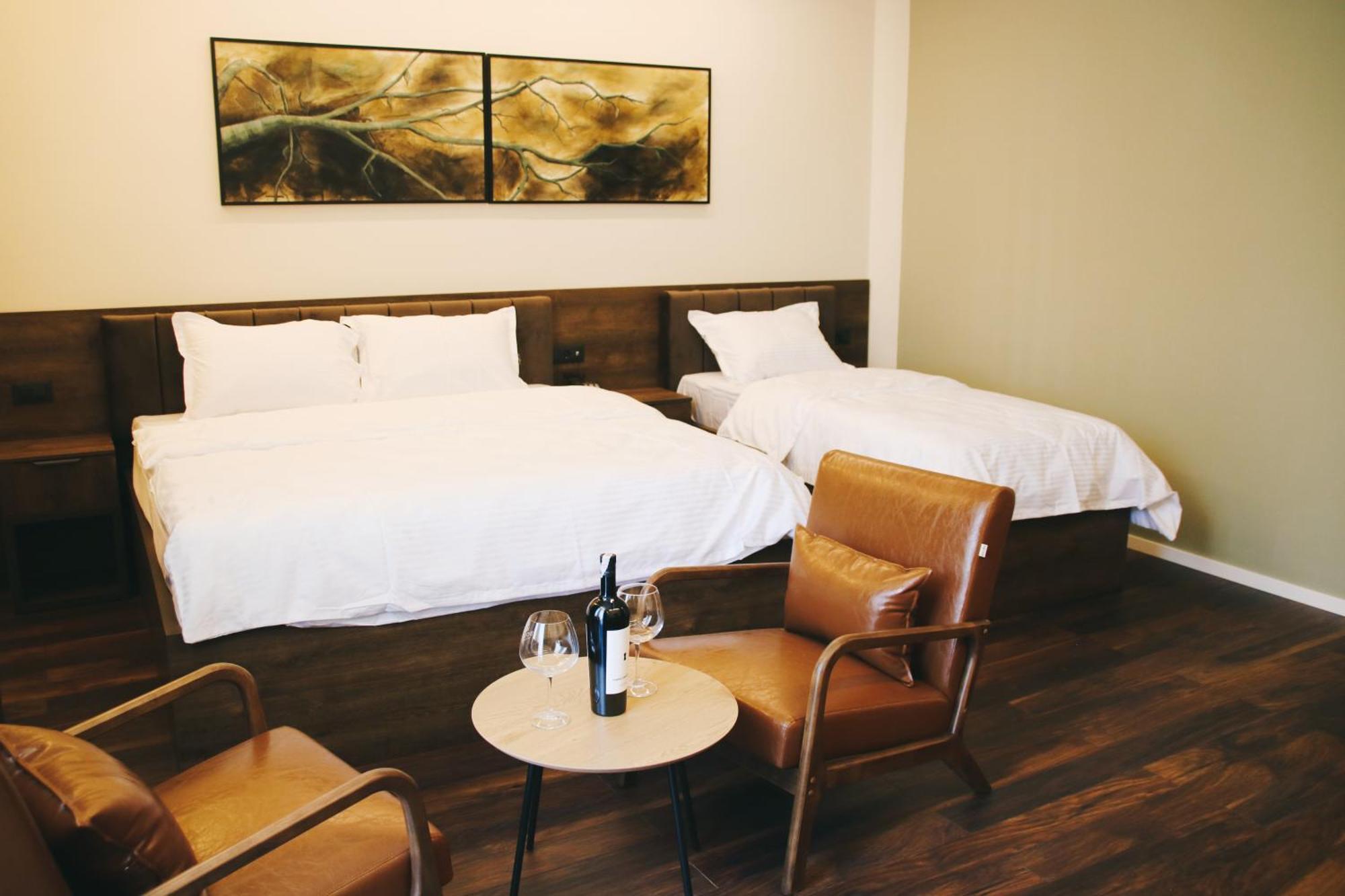 Hotel Rozafa Suhareke Eksteriør billede